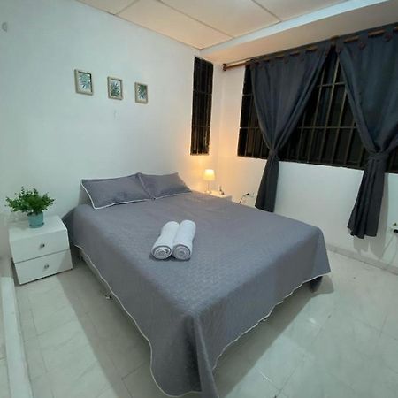 Habitaciones Independientes Cerca Al Aeropuerto 3 Cartagena Εξωτερικό φωτογραφία