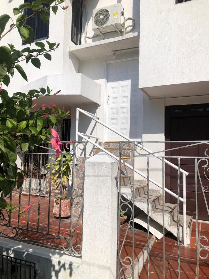 Habitaciones Independientes Cerca Al Aeropuerto 3 Cartagena Εξωτερικό φωτογραφία